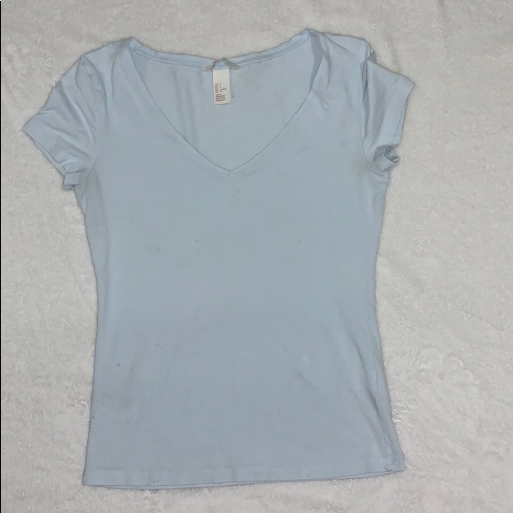 Beautiful light blue fitted Tee 🦋